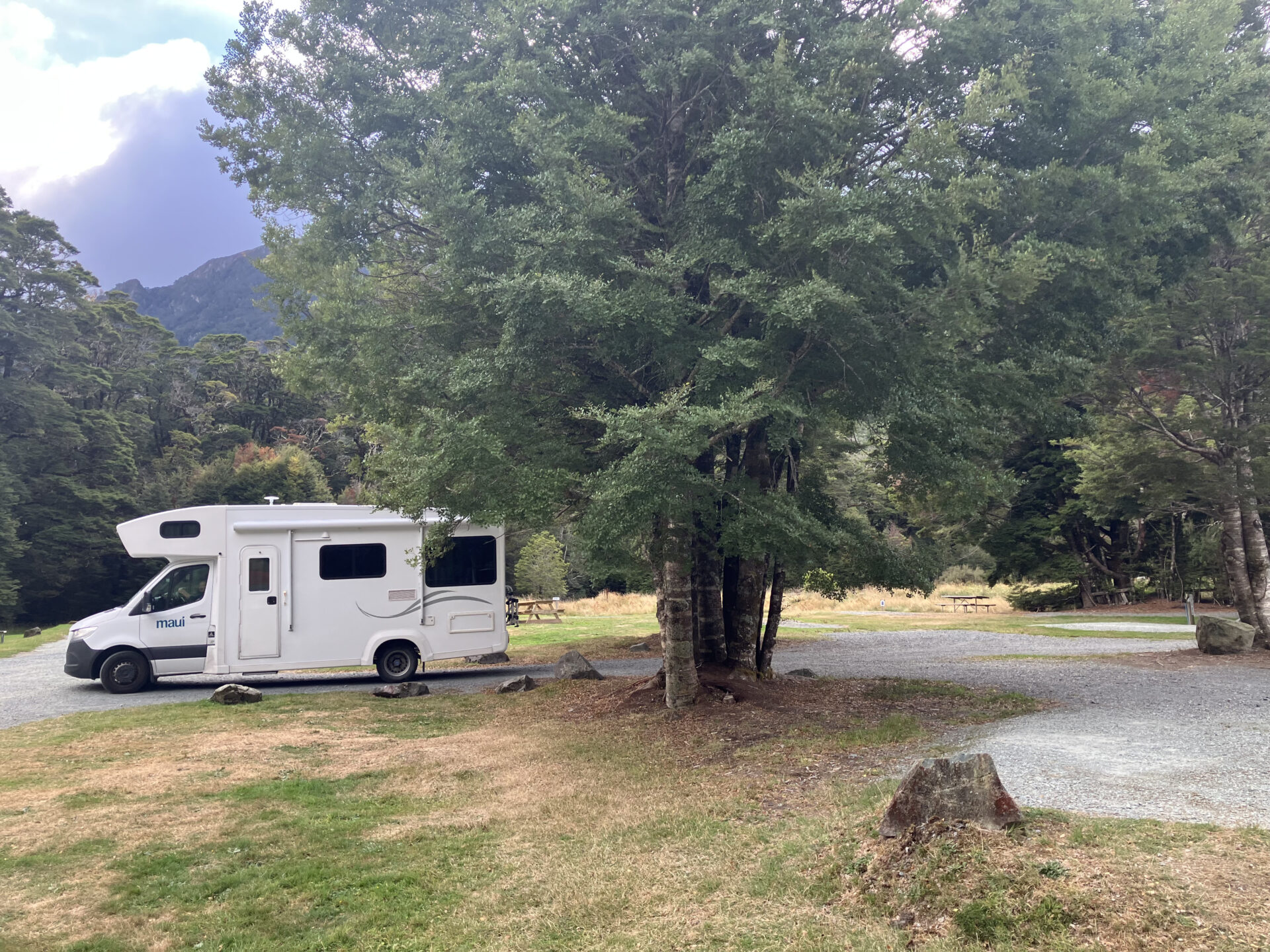 ニュージーランド南島キャンプ場Eglinton Valley Camp